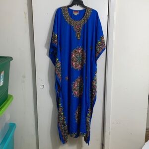 Sameera Fashions Caftan Womens Size M Blue Rhinestone Mandala Half Sleeve